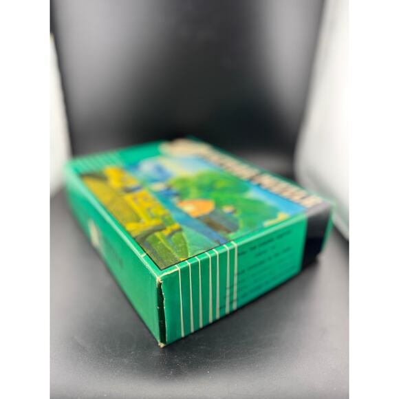 Vintage Guild Puzzle - The Golden Harvest - Picture 5 of 7